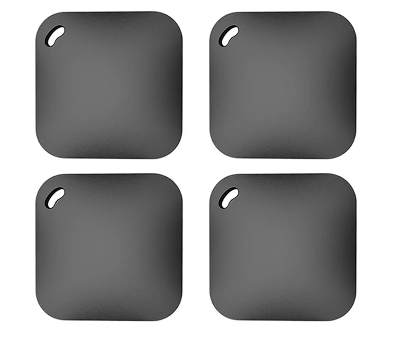 4er Set schwarze Smart Bluetooth Tracker für Hunde und Katzen, kompatibel mit Apple Find My und Google.