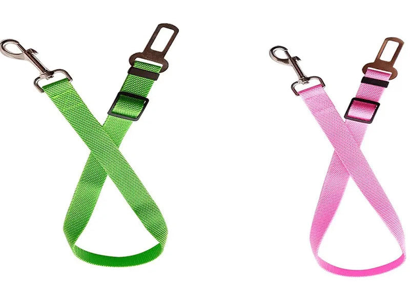 Verstellbarer Auto-Sicherheitsgurt für Hunde und Katzen aus schwarzem Nylon mit silberner Metallschnalle für Sicherheit im Fahrzeug – PfotenEshop.de